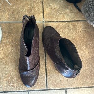 Vero Cuoio red brown textured gorgeous chunky heels size 39 EUR